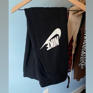 Boys Youth Large Nike Joggers